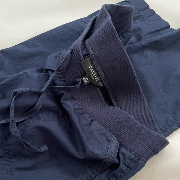 Talbots Navy Lightweight Pull-on Pants Size Medium Petite EUC - Picture 4 of 8